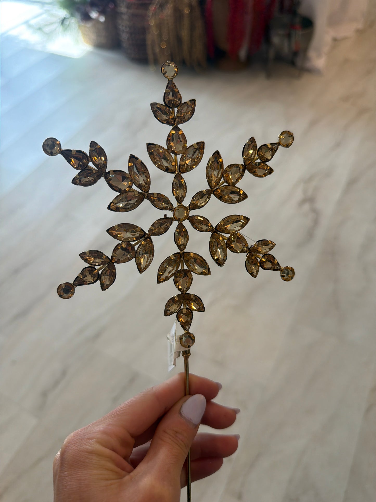 Snowflake Gemstone Pick