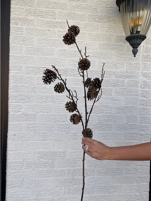 Large Gold Rimmed Pinecone Spray